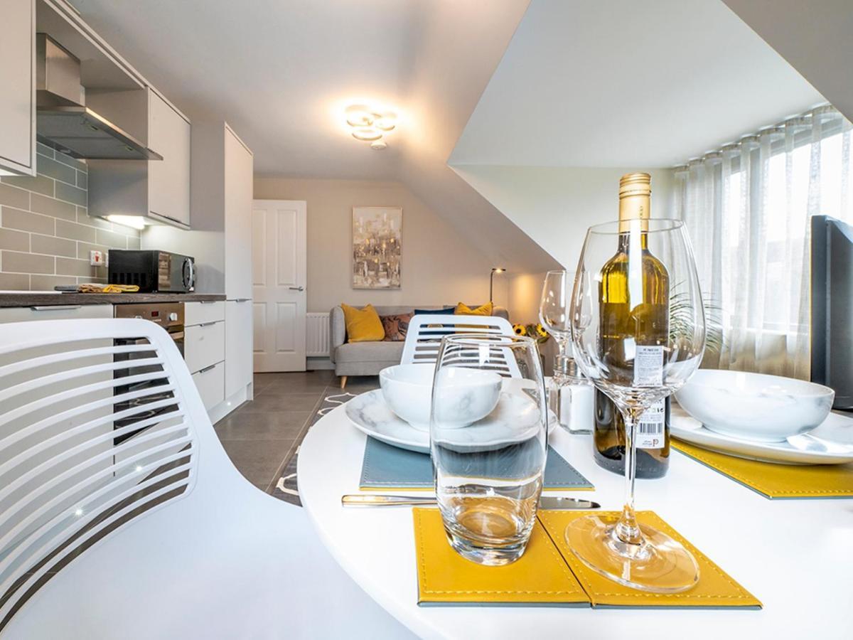 Pass The Keys Luxurious 1Br Apt In Prime Location With Top Amenities Lägenhet Belfast Exteriör bild