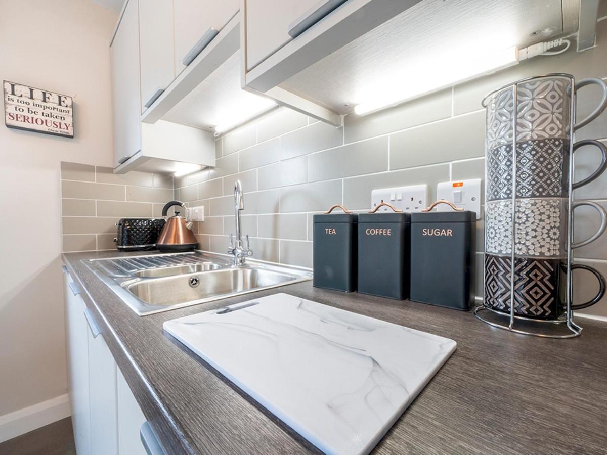 Pass The Keys Luxurious 1Br Apt In Prime Location With Top Amenities Lägenhet Belfast Exteriör bild