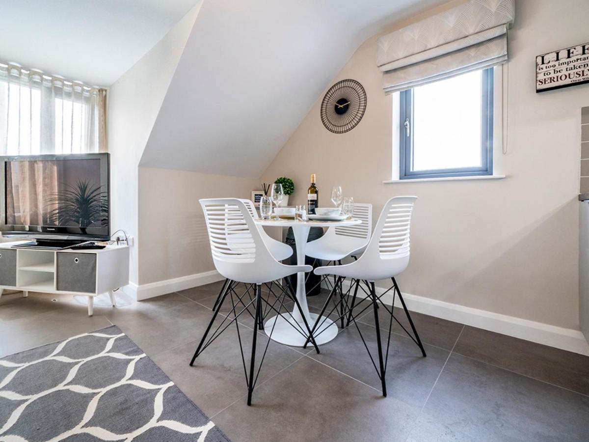 Pass The Keys Luxurious 1Br Apt In Prime Location With Top Amenities Lägenhet Belfast Exteriör bild