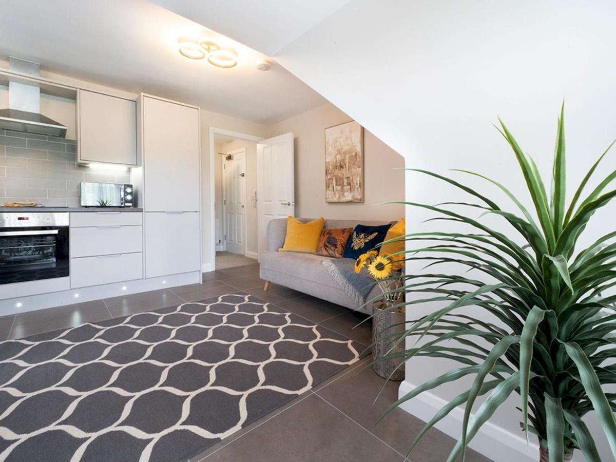 Pass The Keys Luxurious 1Br Apt In Prime Location With Top Amenities Lägenhet Belfast Exteriör bild